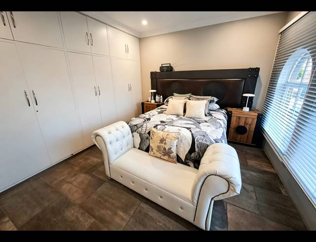 3 BEDROOM TOWNHOUSE FOR SALE IN THREE RIVERS